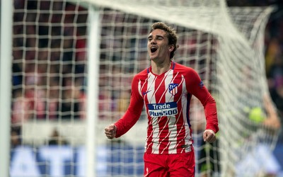 熊猫体育独家-亚马尔抽射近角