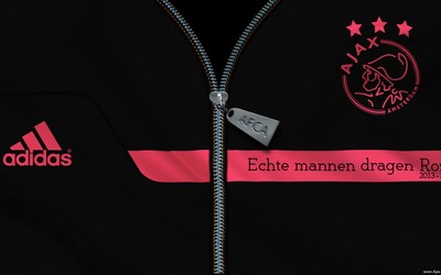 熊猫体育热评-内维斯长传找到前锋单刀赴会